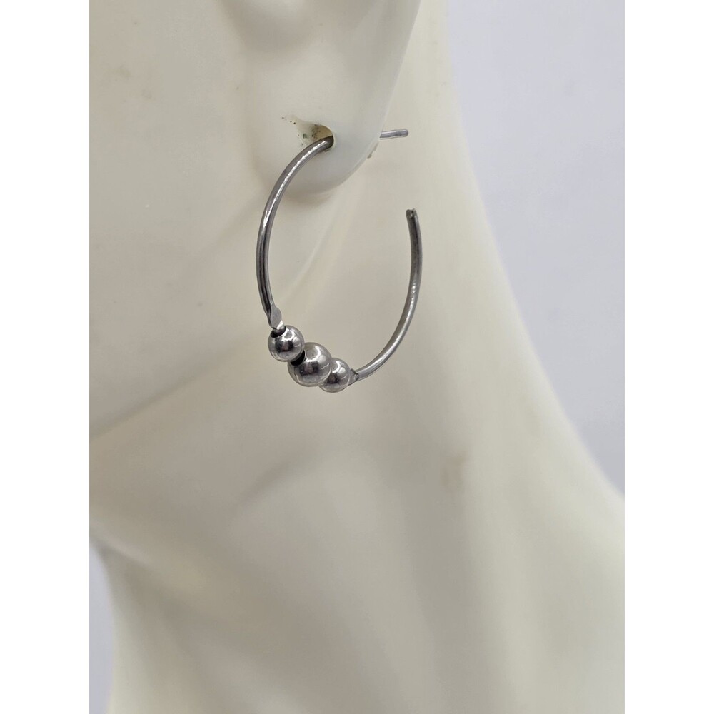 Metal Hoop Earring 3 Beads Pierced Silvertone 1"
